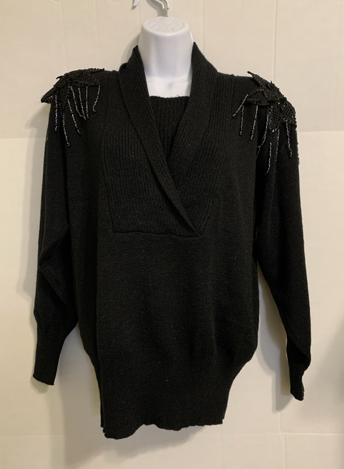 Vtg New Midnight Blues Women’s Black Sweater W/Flower Appliqués on Shoulders M