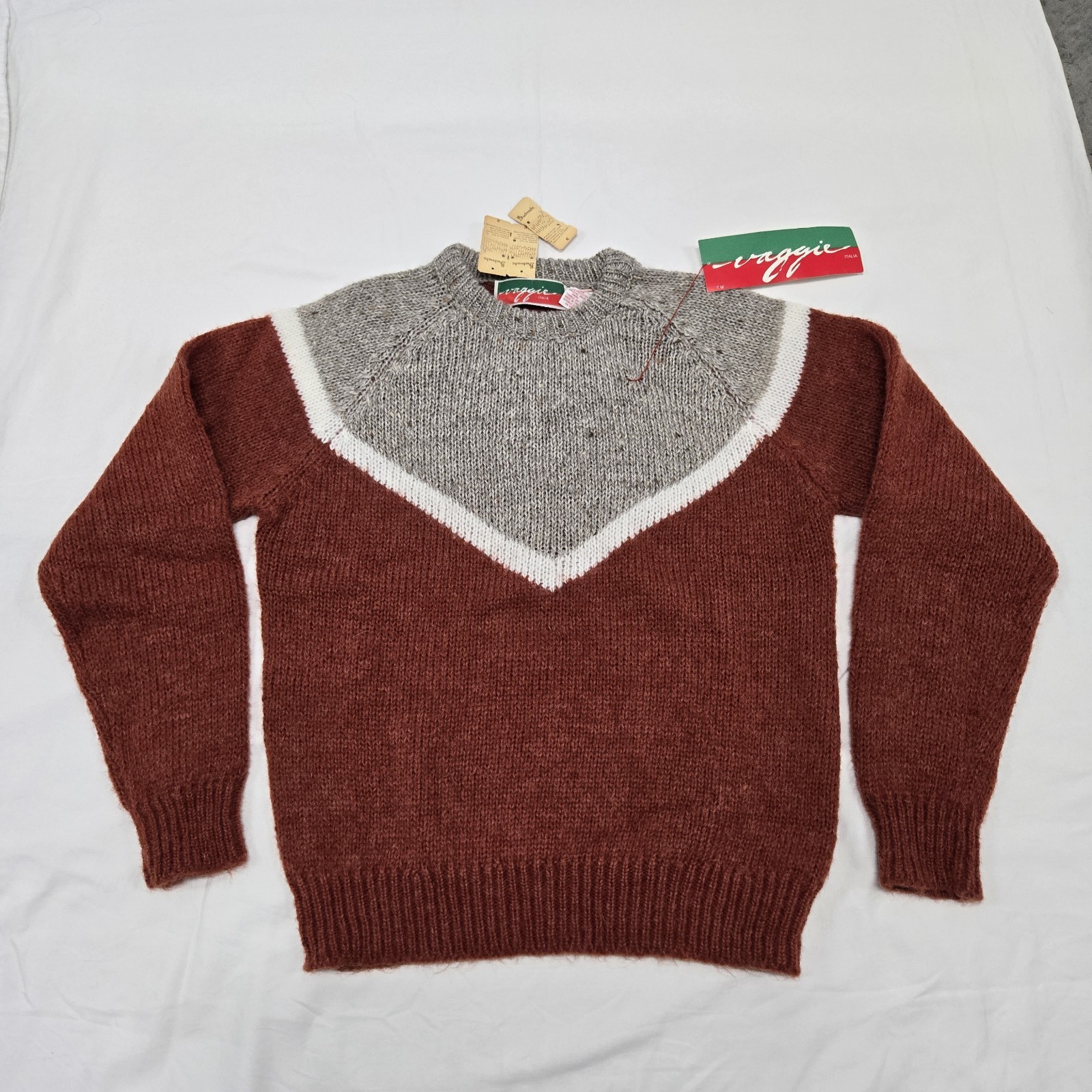 NWT Women’s XL Vintage Vaggie Italia Sweater Red White Grey Marled Knit Pullover