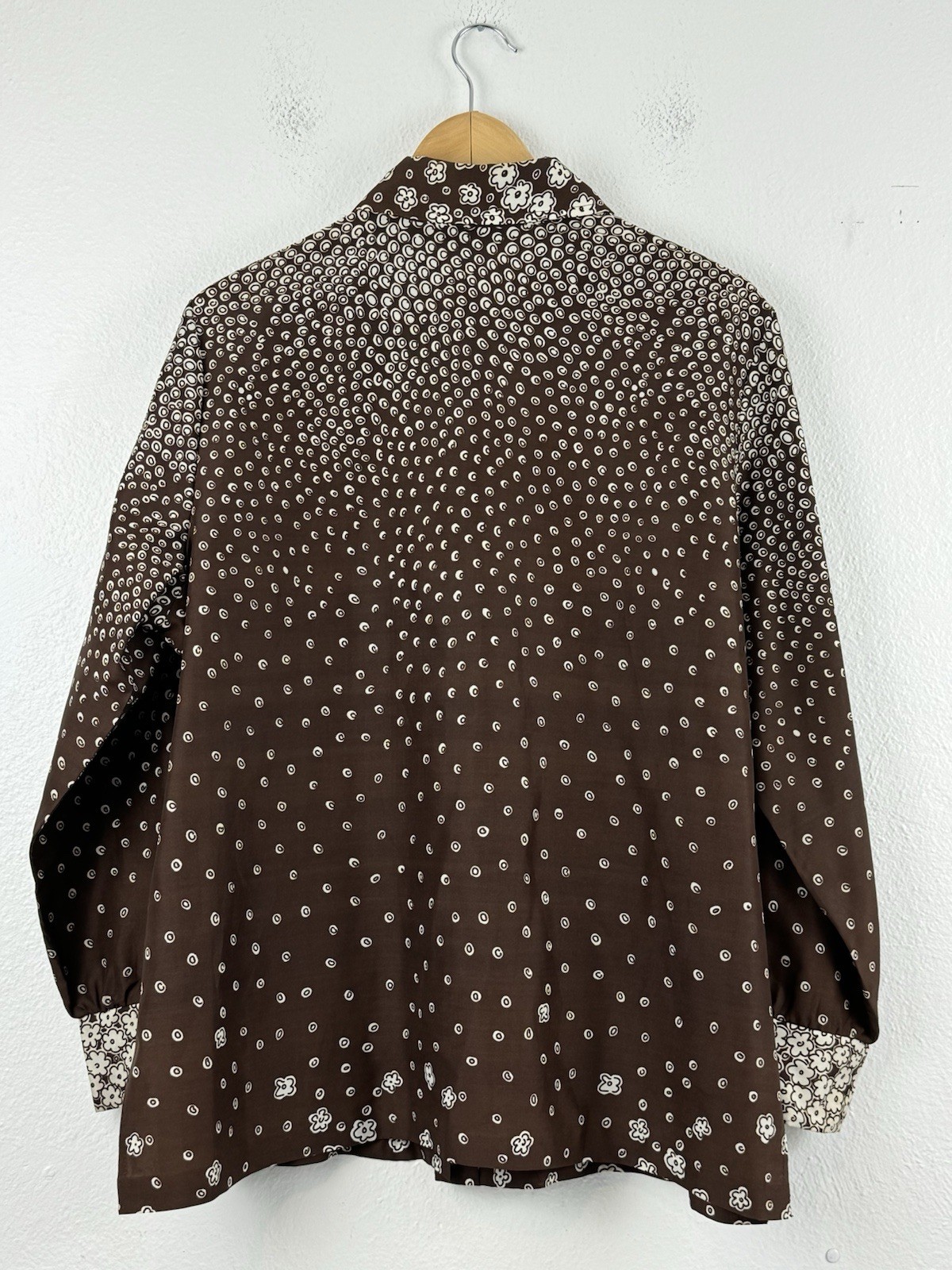 Vintage 1970s Blousemaker Lady Arrow Brown Floral Button Up Shirt