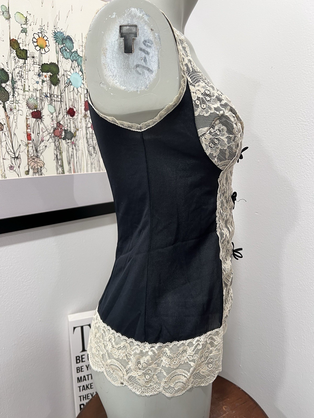 Vasarette Vintage Cami. Black Tricot with Lace 34