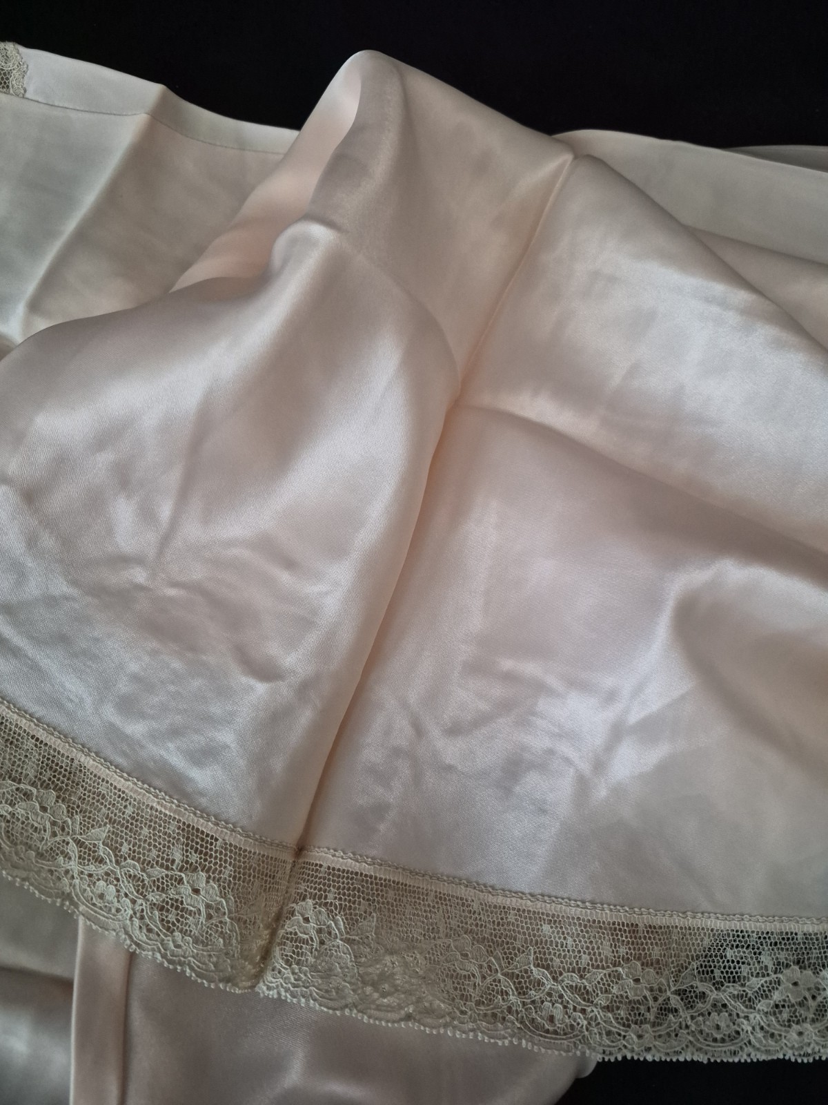 Vintage Rayon Satin CAROLYN of NEW YORK Full Slip Size 34