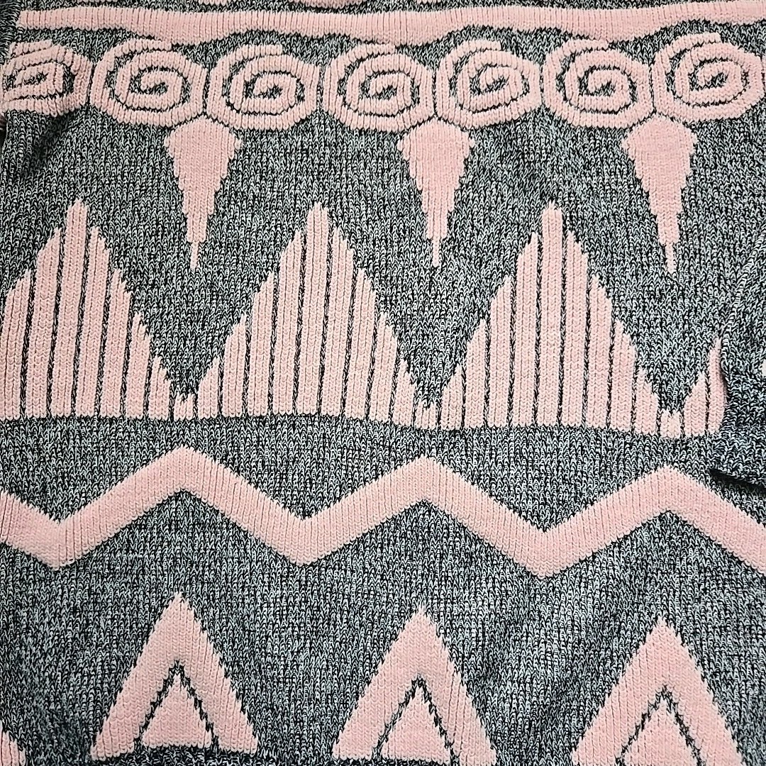 Vintage ADELE 80s Sweater Pink Black Geometric Knit Pullover 20×24 Retro M USA