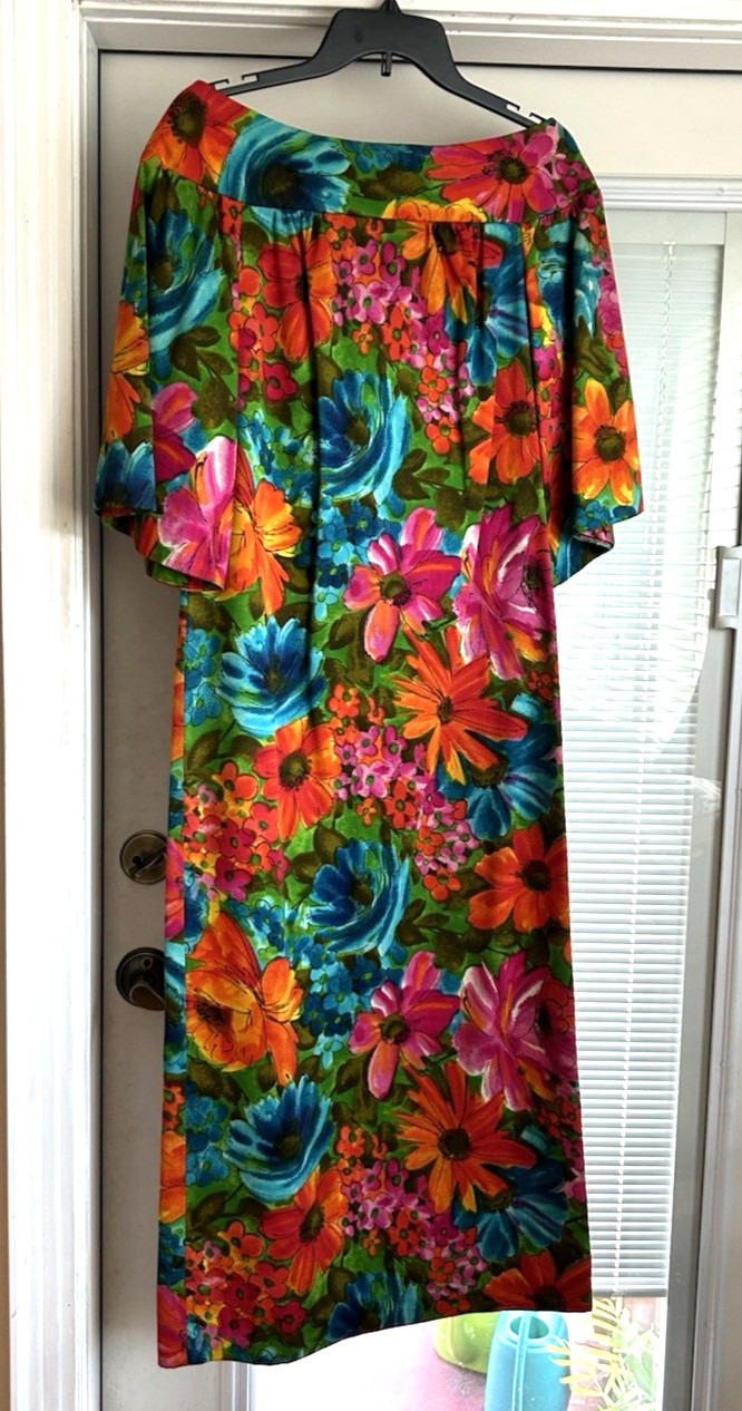Waltah Clarke’s Vintage Hawaiian Maxi Dress. Vibrant Color Flower Power