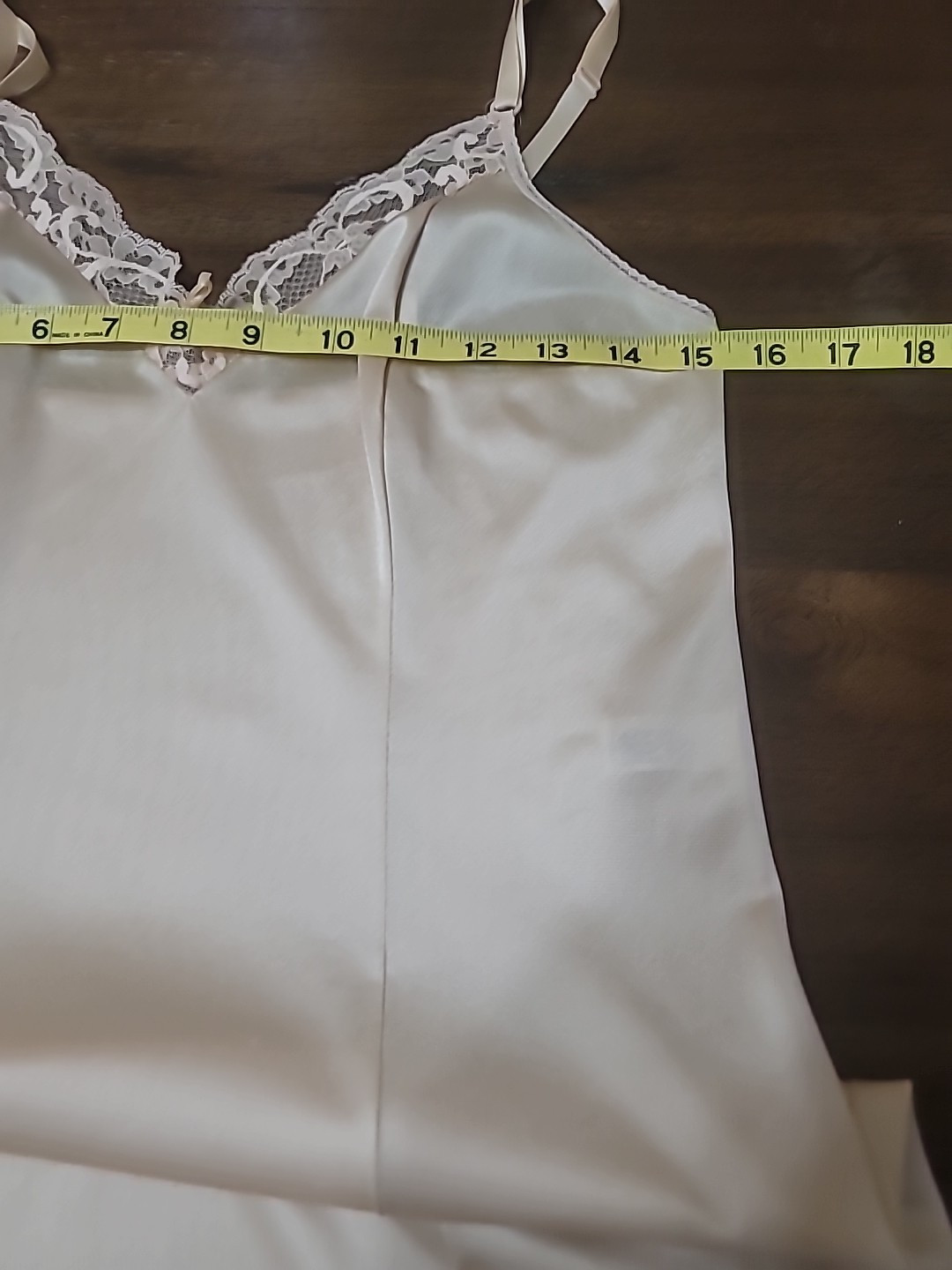 VTG JC Penney Full Slip Nylon Lace Beige Skin Tone Lingerie Dress Slip 34 FLAW