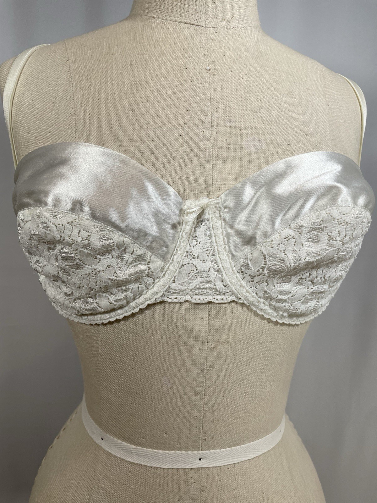 VTG Maidenform 36C Satin & Lace RENDEZVOUS Convertible Underwire Bra #8355
