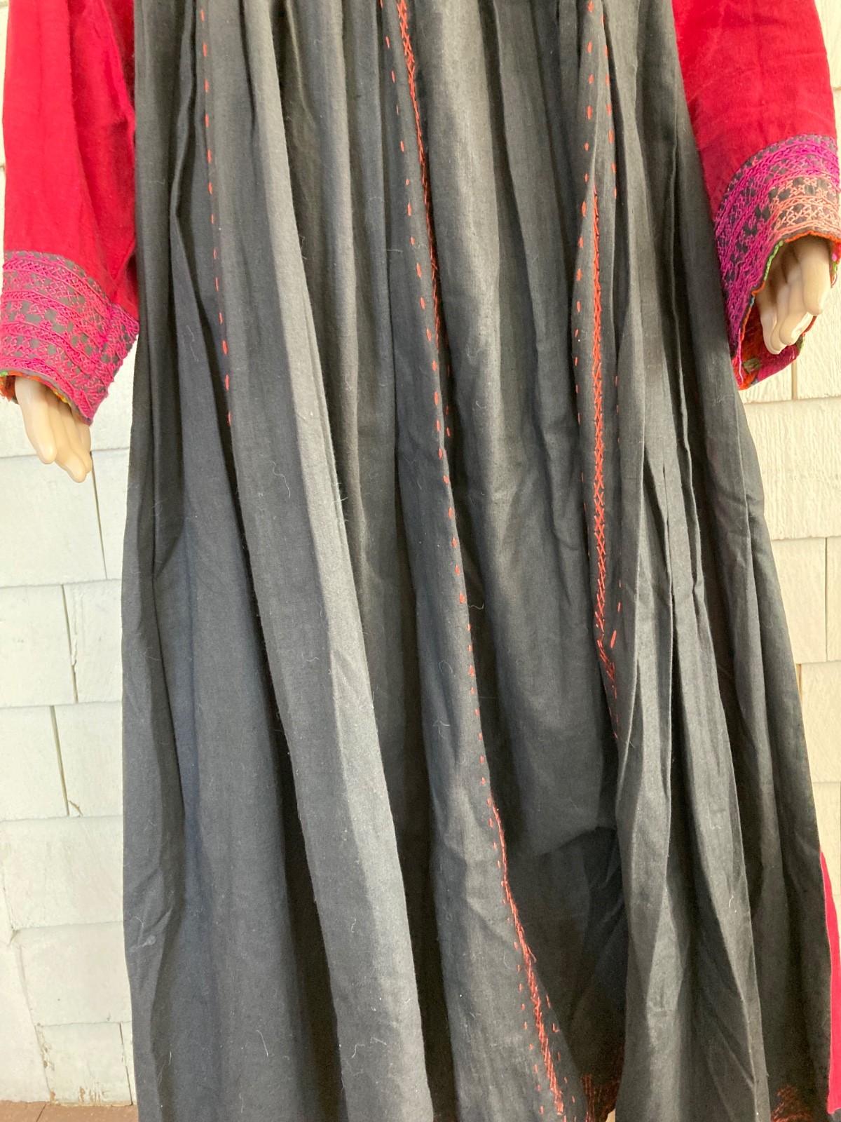 Vintage Boho Cottagecore Black-multi Embroidered Maxi Dress Size Medium