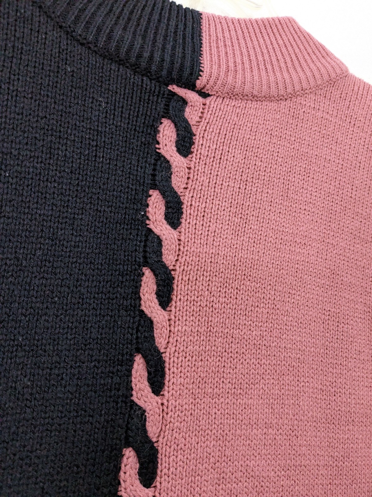 Vtg 80’s L/XL Colorblock Sweater Venezia Half Black Pink Tunic Pockets Oversized