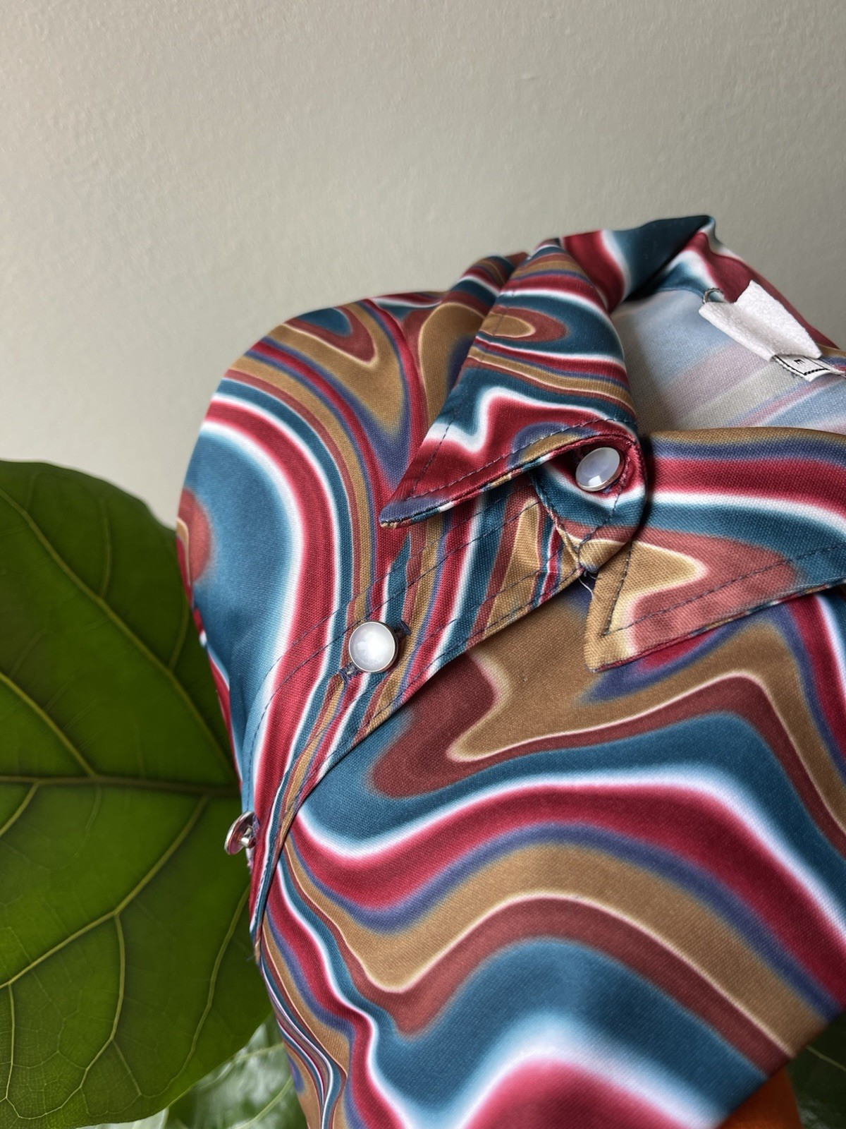 Vintage 90s In Charge Groovy Swirl Button Shirt Size Large Hippie Made In USA
