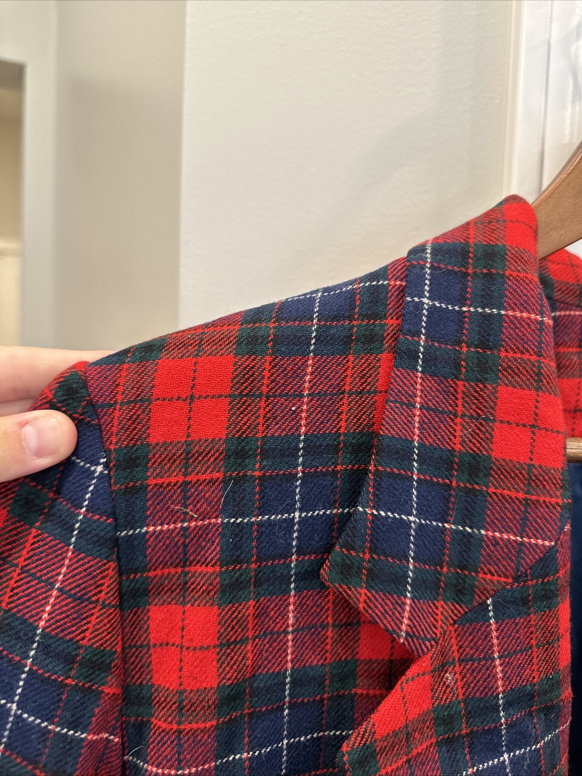 Vintage Pendleton Virgin Wool Plaid Blazer 23” Chest Shoulder Pads Red Pockets