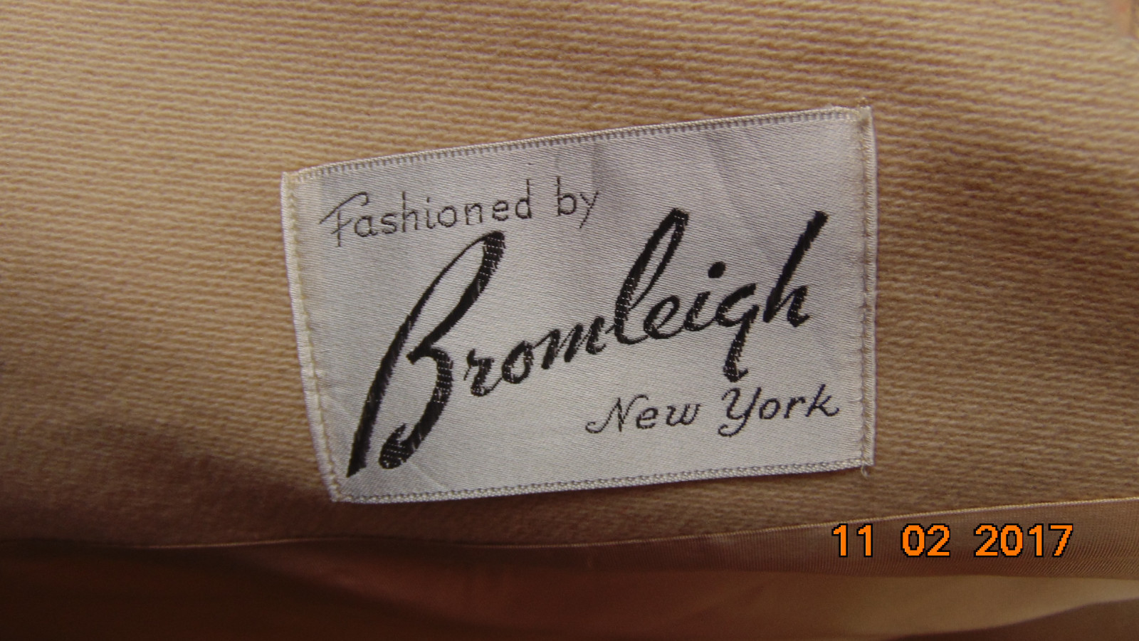 Vintage Bromleigh New York 60’s Double Breasted Coat sz 10 Beige100% Wool Jackie