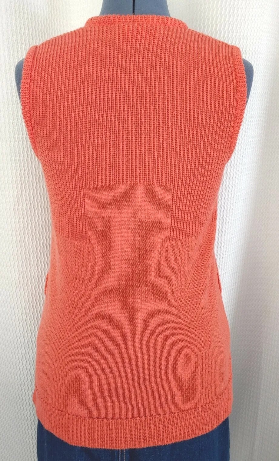 Vintage Tami Orange Acrylic Sleeveless Sweater with Front Pockets Size Medium