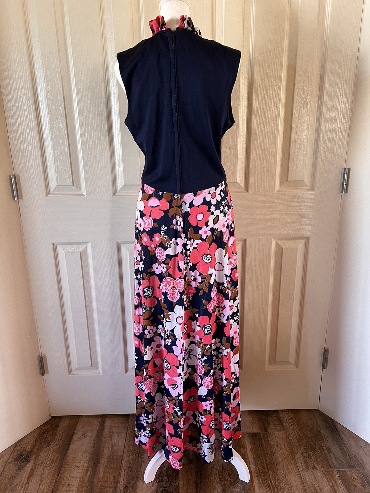 vintage 70s floral maxi dress navy with pink white flowers sleeveless ruffle