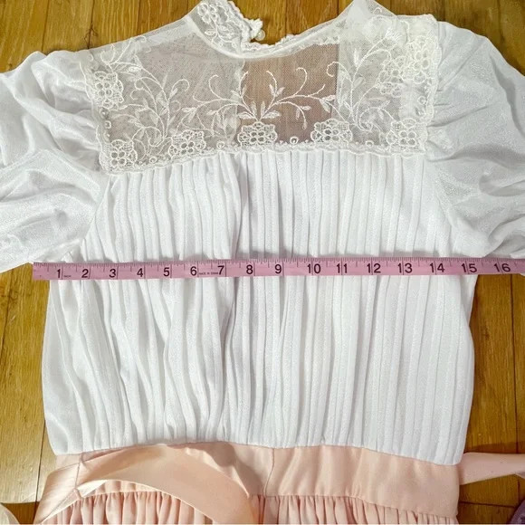 Vintage 70s Romantic Lace And Satin Peach Cream Chiffon Cottagecore Dress Small