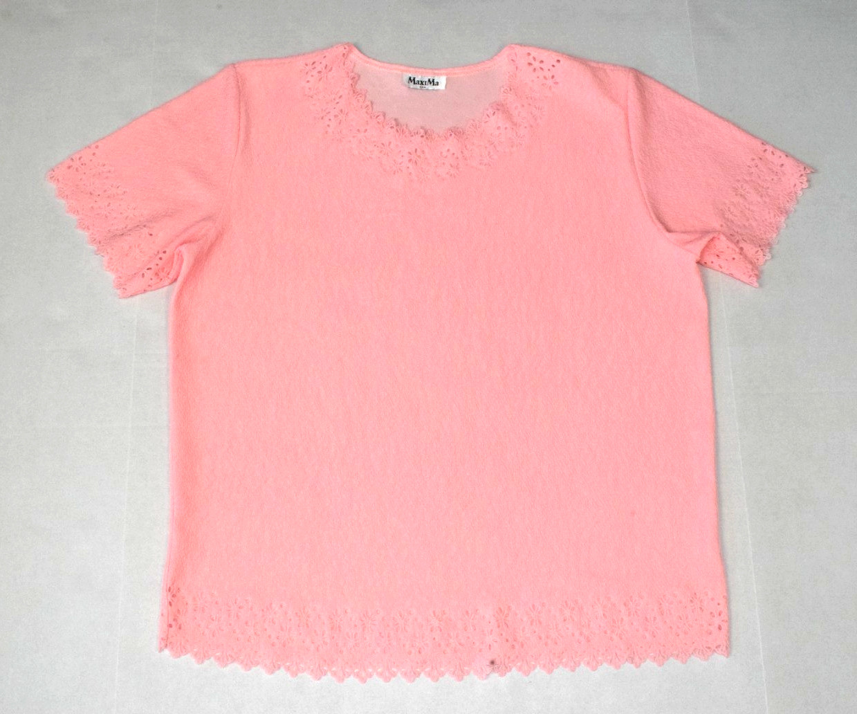 Vintage Shirt MaxiMa Size L 90s Pink Lightweight Textured Poly Eyelet Trim