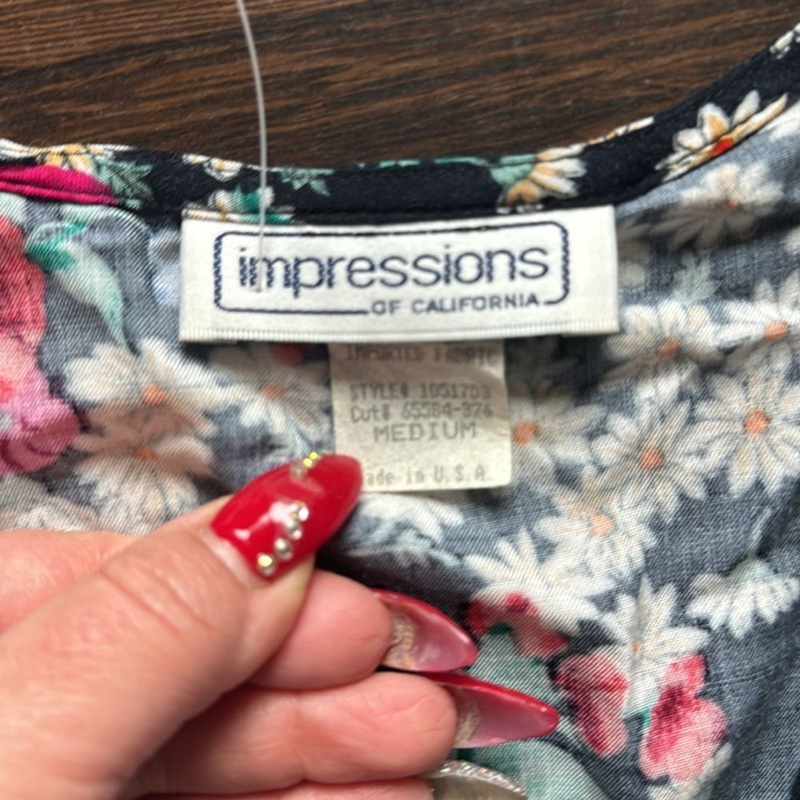 Impressions of California Vintage Floral Button Down Top Medium