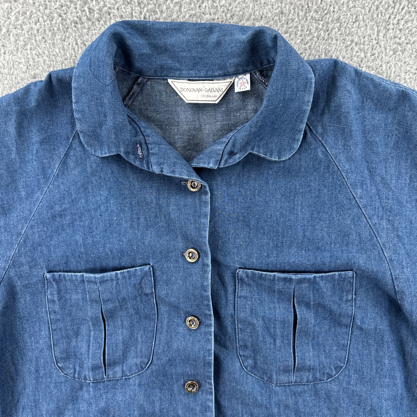 Vintage Donovan Galvani Of Dallas Women’s XL Blue Denim Cowgirl Button Up Shirt