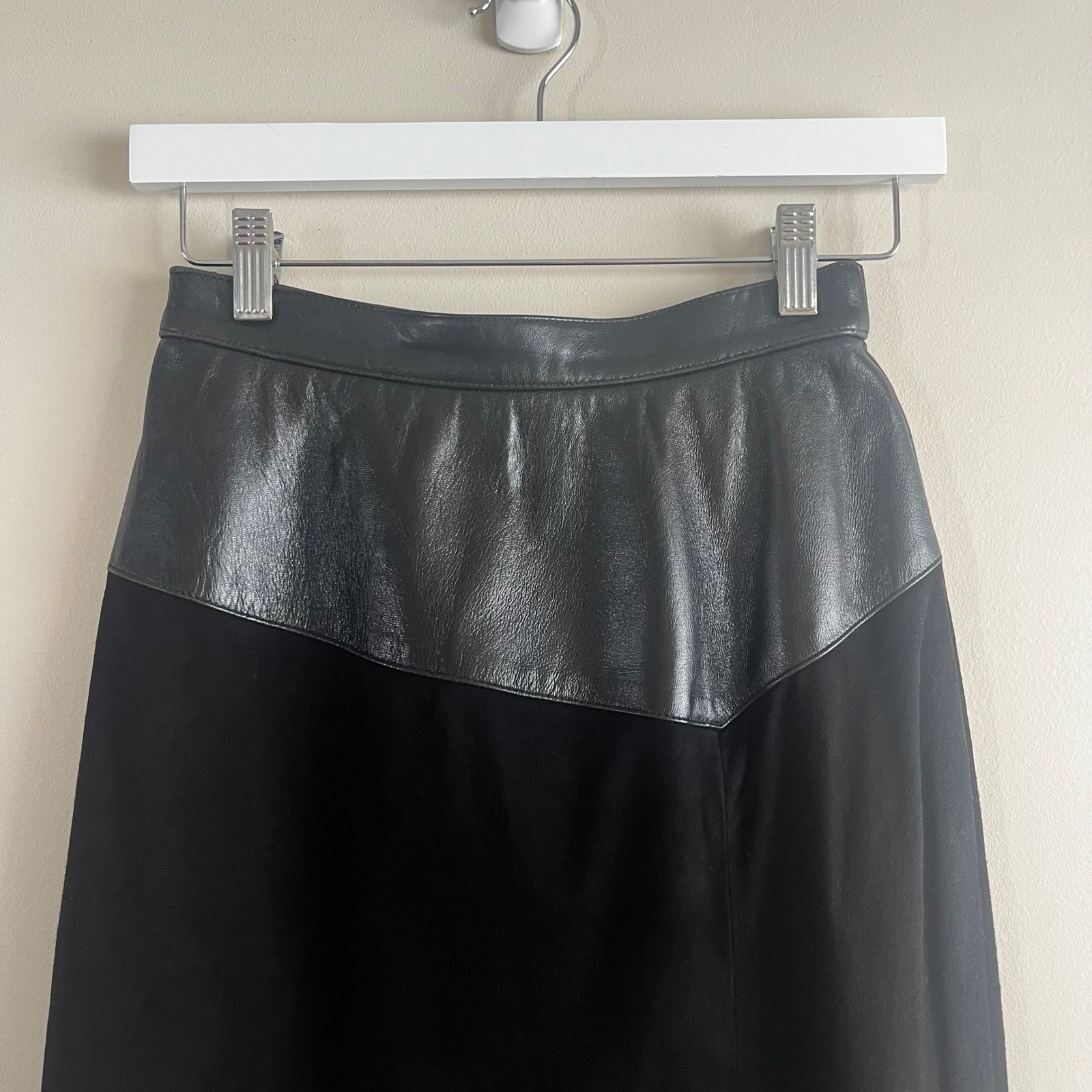 Vintage Saks Fifth Avenue lamb suede leather pencil skirt 6 black mixed media