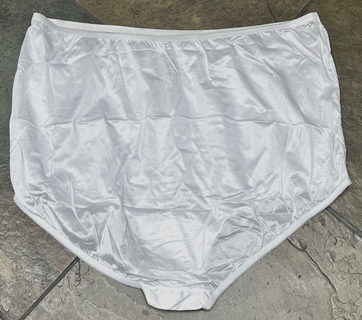 Vanity Fair 9/2XL Lace Hip White SATIN Full Brief Panties #13801 Vintage NWT