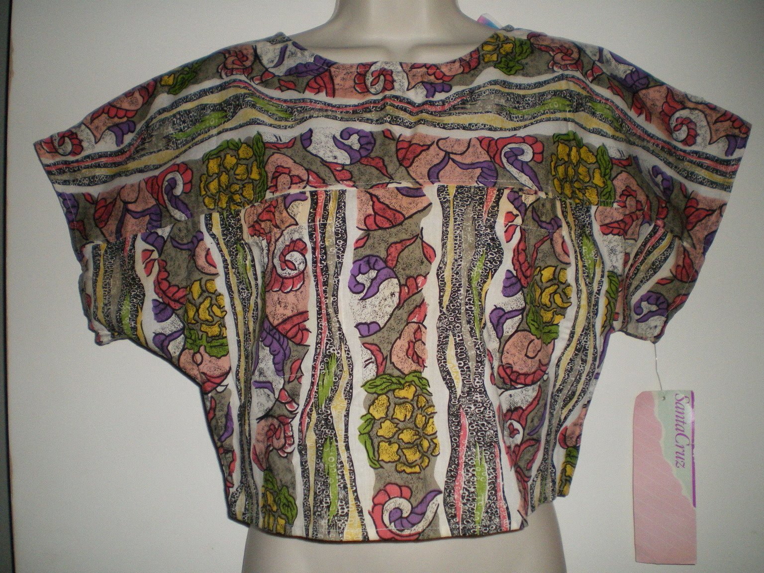 Vintage SANTA CRUZ Cotton CROP TOP S Vent Back SMALL With ORIGINAL TAG Shirt NEW