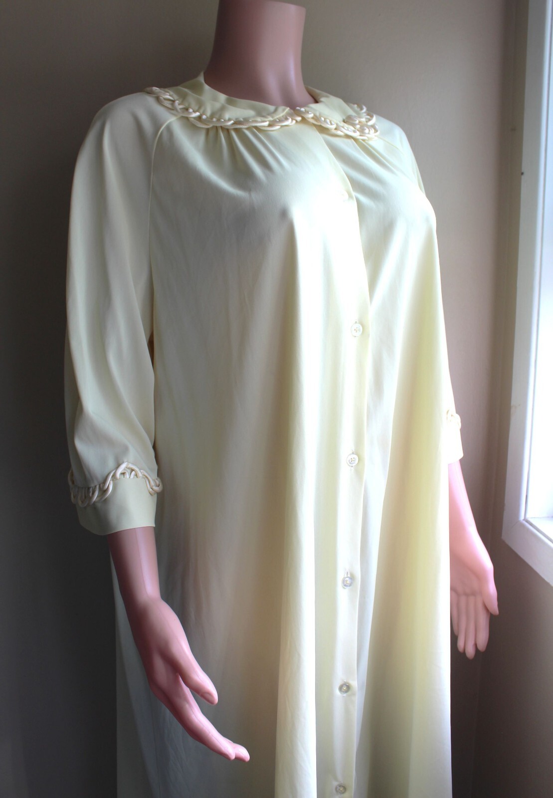 Vintage 50s Gossard Artemis Robe L Yellow Chiffon Nylon Button Satin Trim Knee