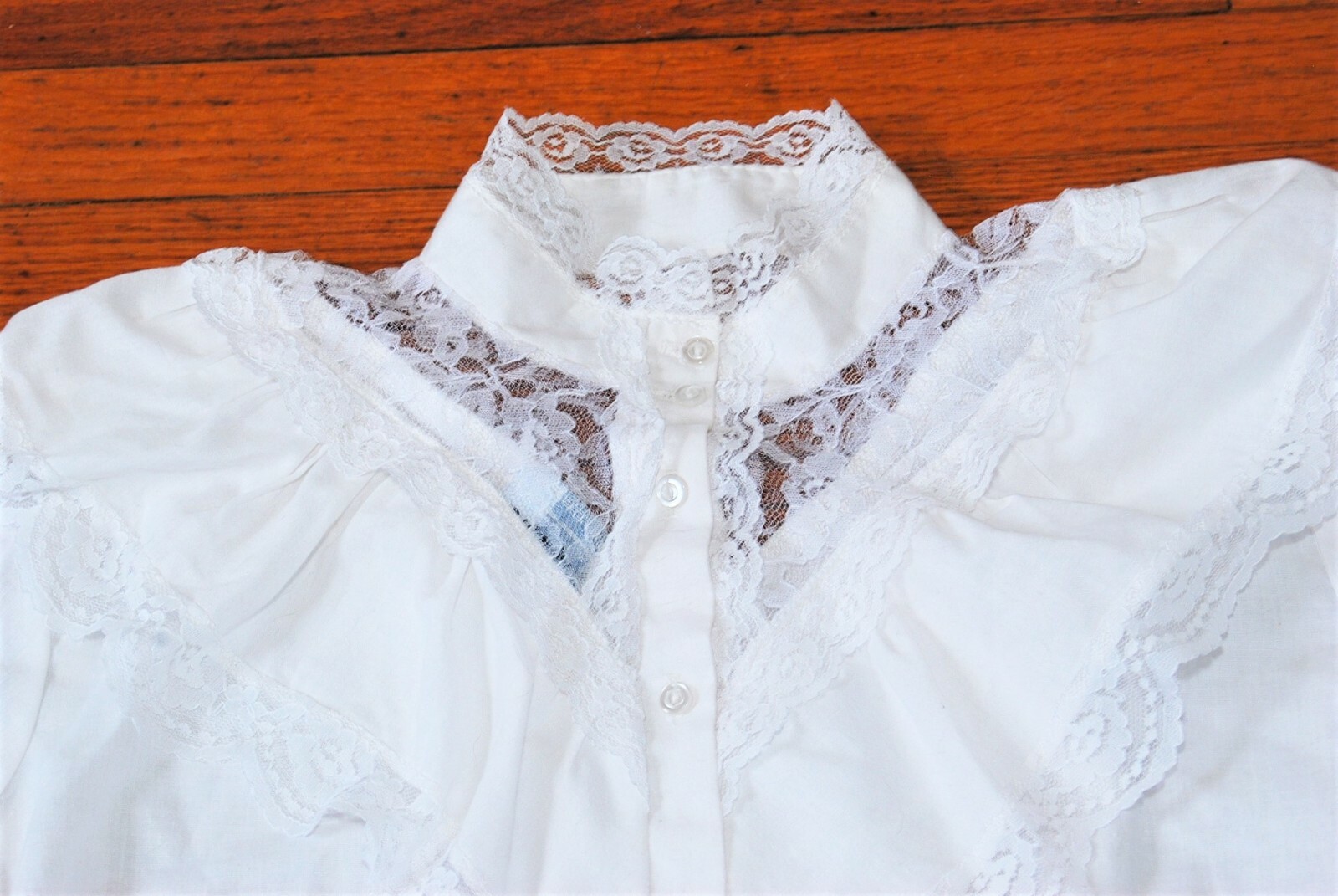 1970s Prairie Top White Ruffle Lace High Collar Victorian Button Up M L