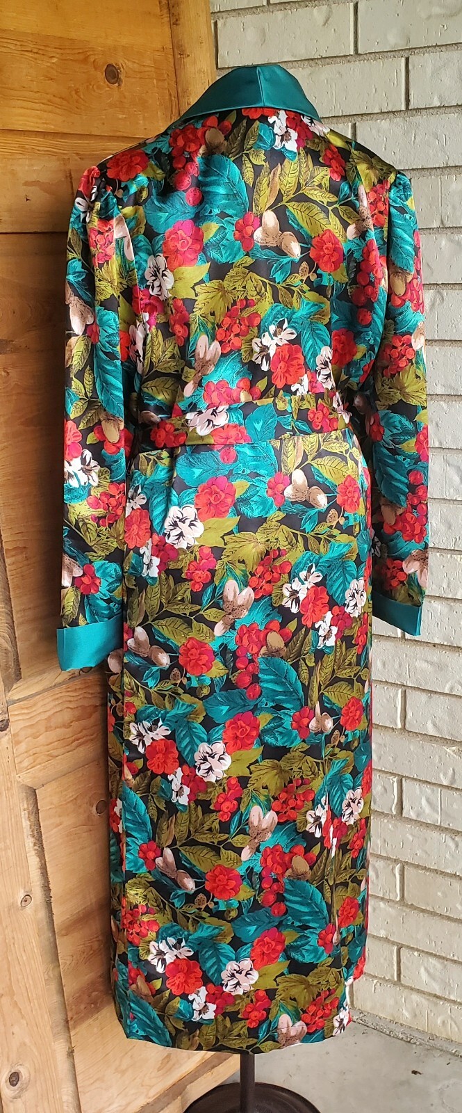 Vntg Kathryn 'Silky’ Teal Multi Floral Loungewear, Medium