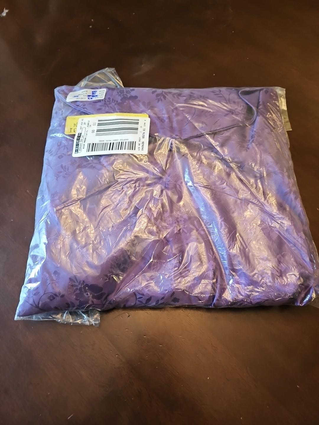 New Vintage Bloomingdale’s Oriental 2 Piece Long Sleeve Pajama Set Purple Floral