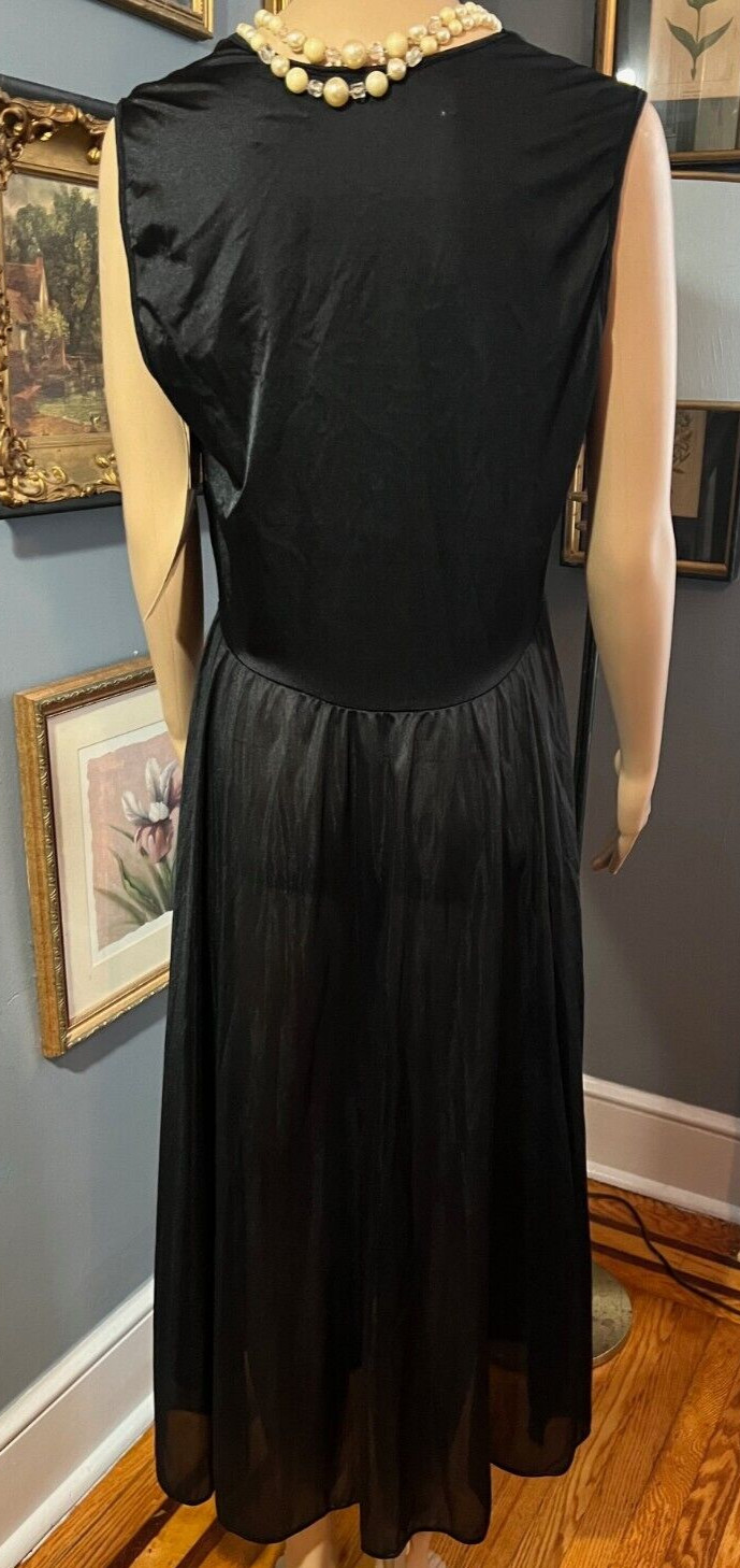 Vintage Nightgown Soft Moments New York Large NWT Black