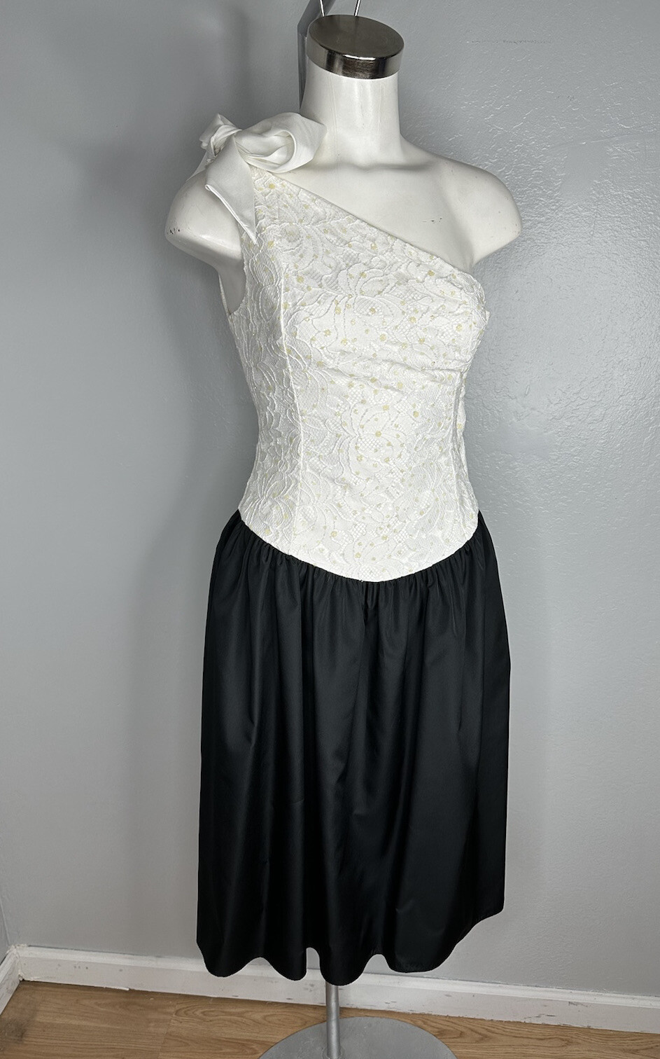 Vtg CACHET Cocktail One Shoulder Bow Evening Formal Prom Sequins Midi Dress 7/8