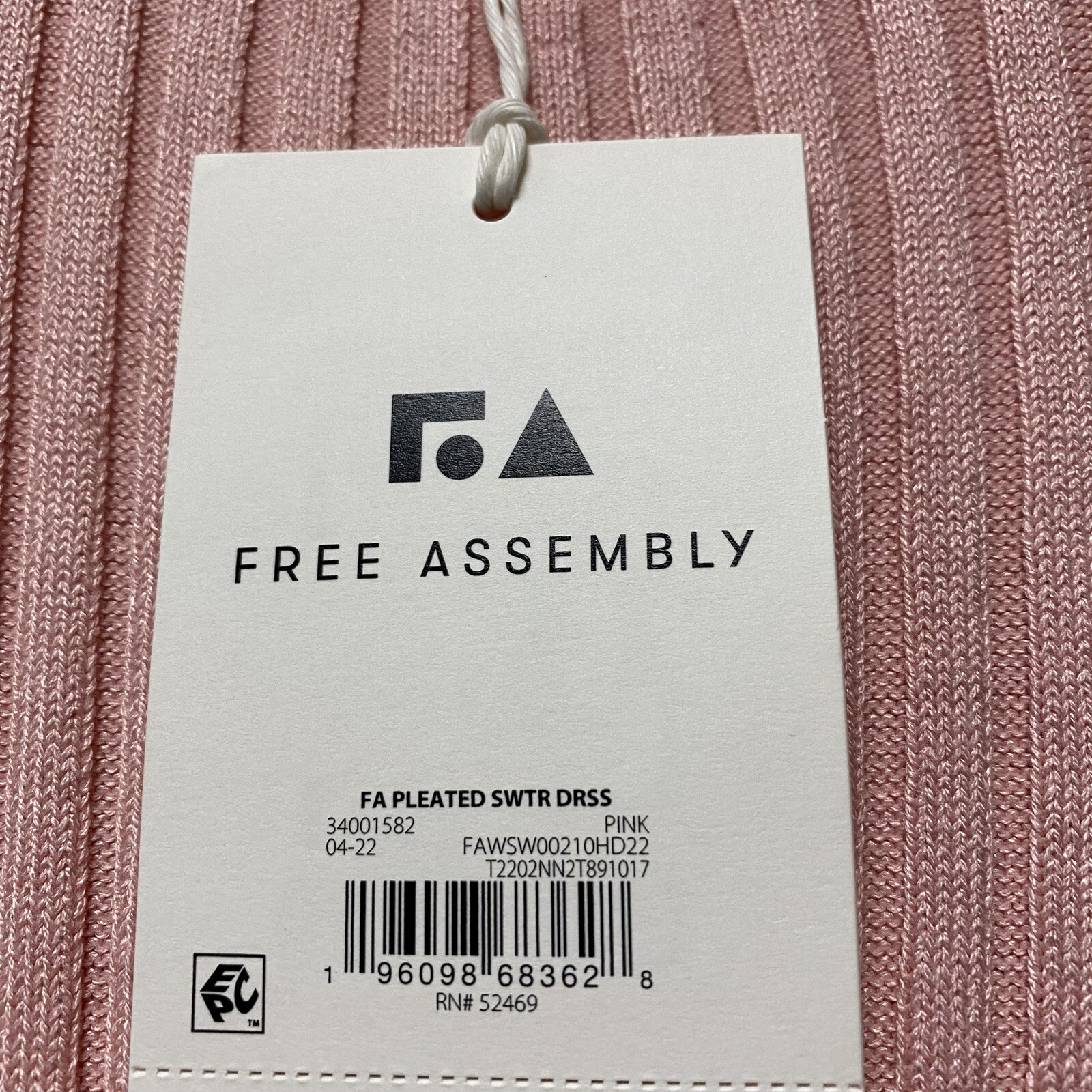 Free Assembly Womens Pleated Sweater Dress Pink Long Sleeve Medium NWT
