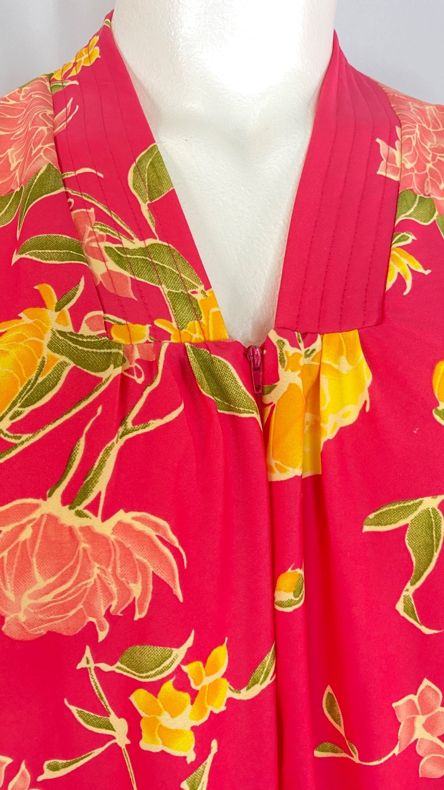 Vintage 1980s long pink yellow floral maxi dress XL lounge muumuu kaftan robe