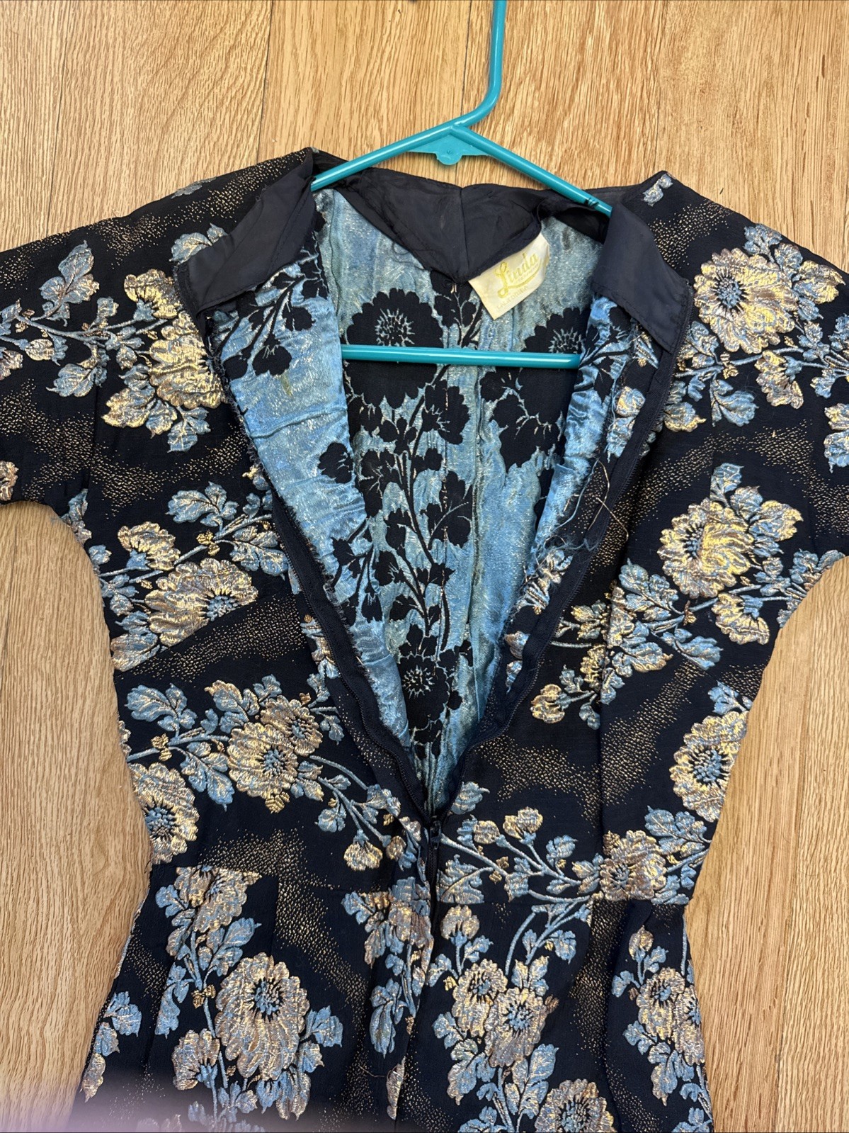 Vtg 1960s Linda of California Dress S Metallic Brocade Floral Cocktail Wiggle