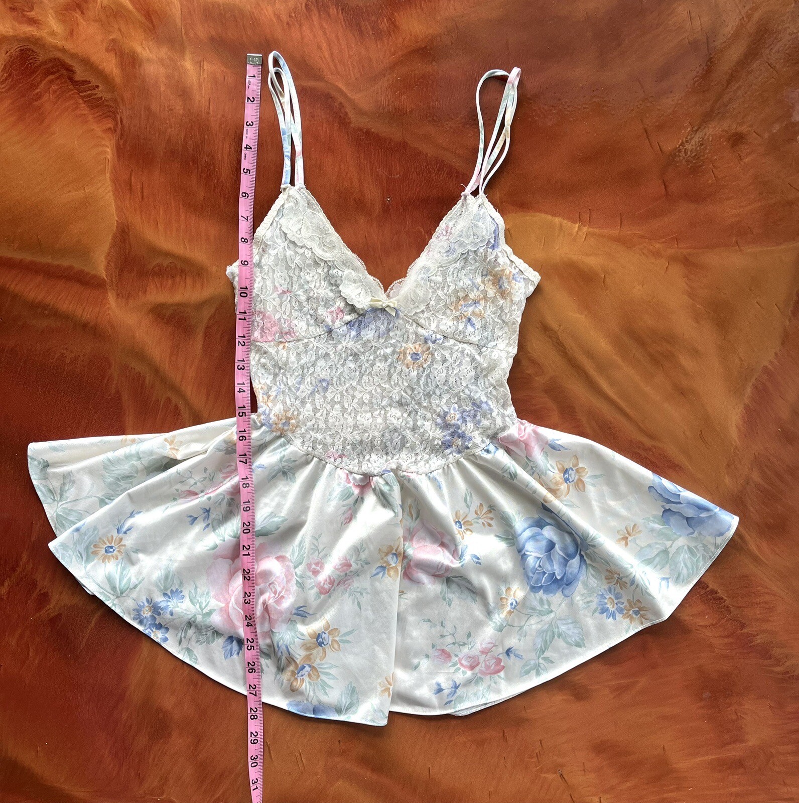 VINTAGE Made In USA Lingerie Floral Chemise Lace Nylon Sz Medium Gorgeous