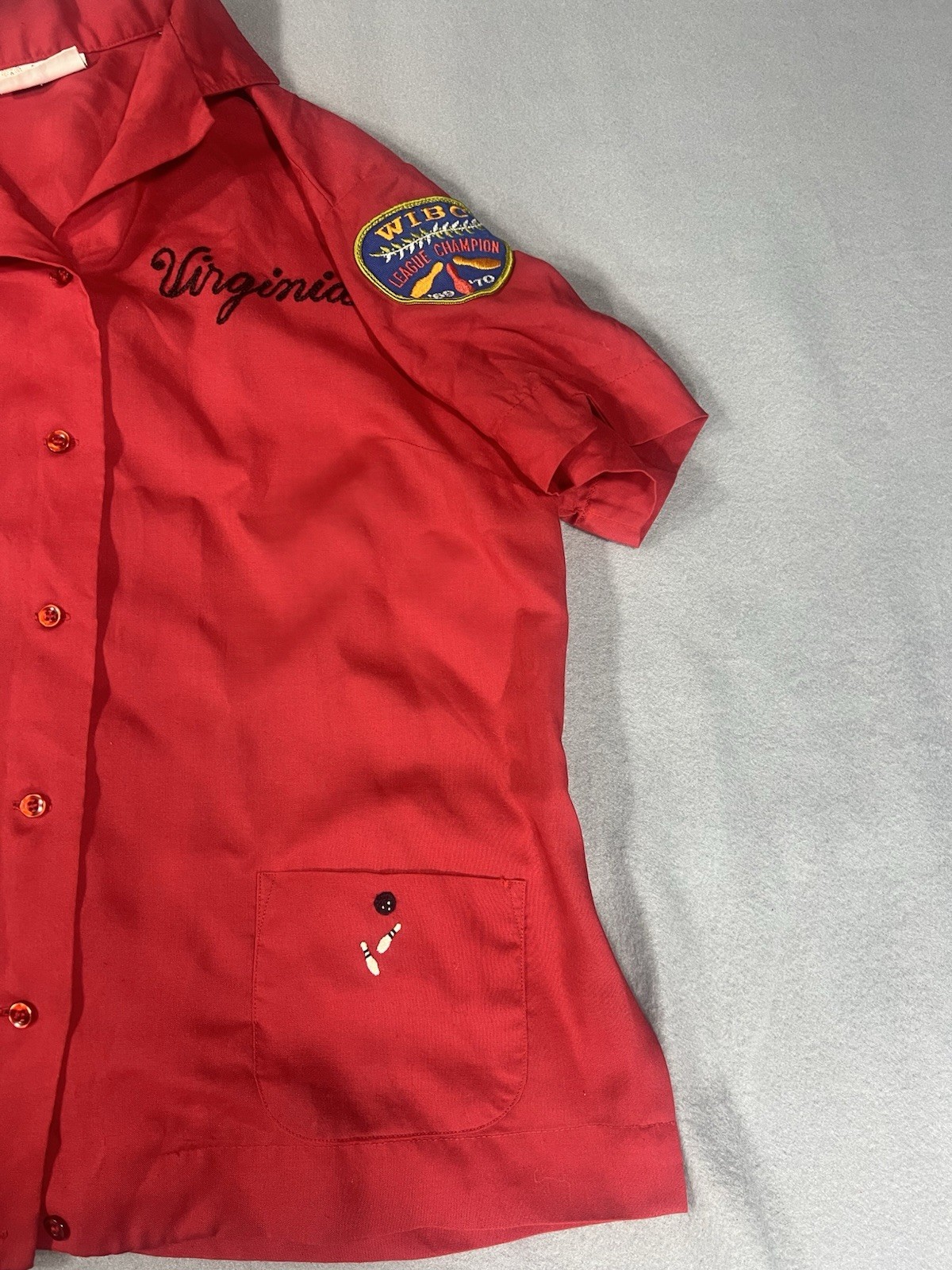 King Louie Ladies Pleated League Bowling Shirt Vintage 1970s, Size 38