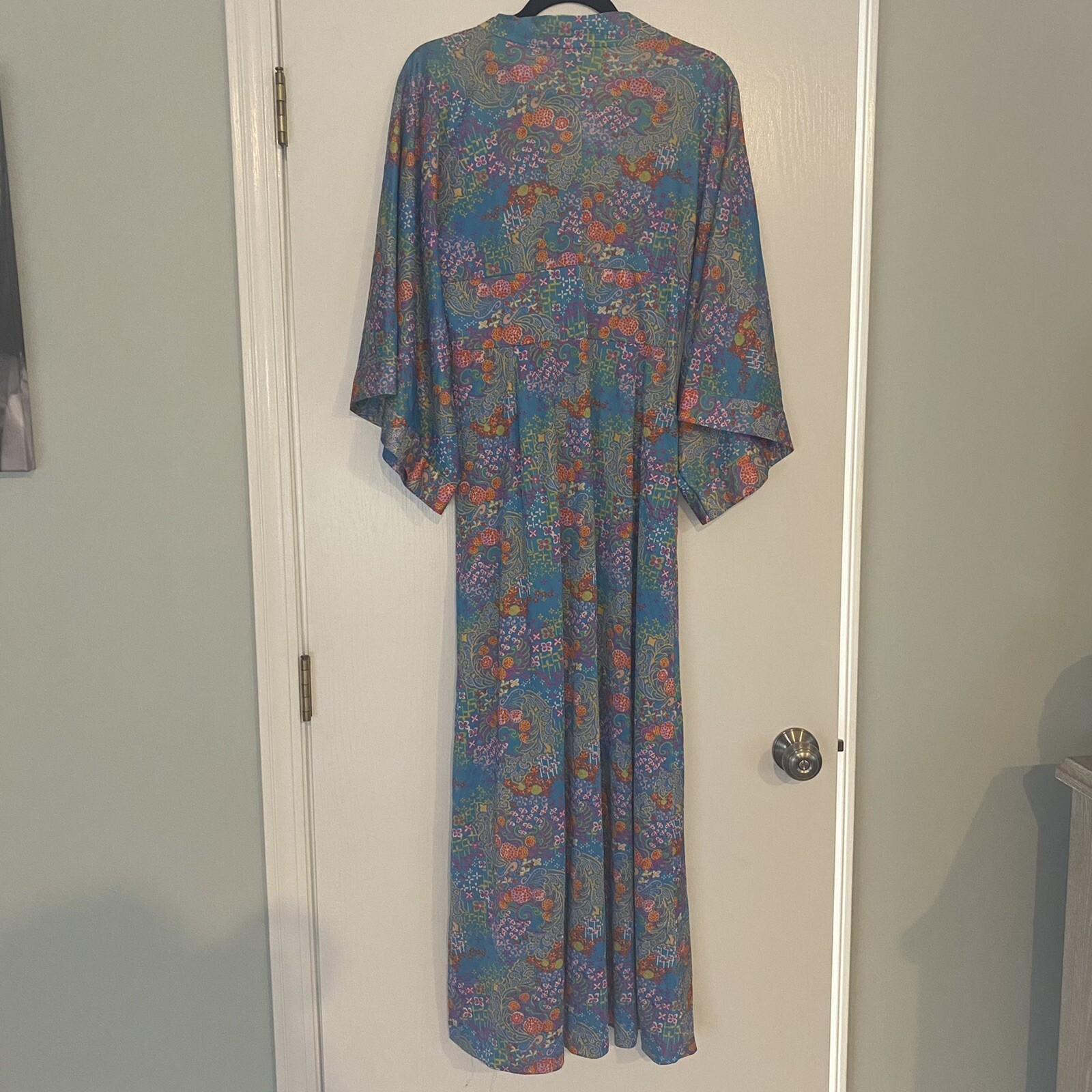 Vintage 1960s Retro Floral Kimono- Loungewear By Gossard