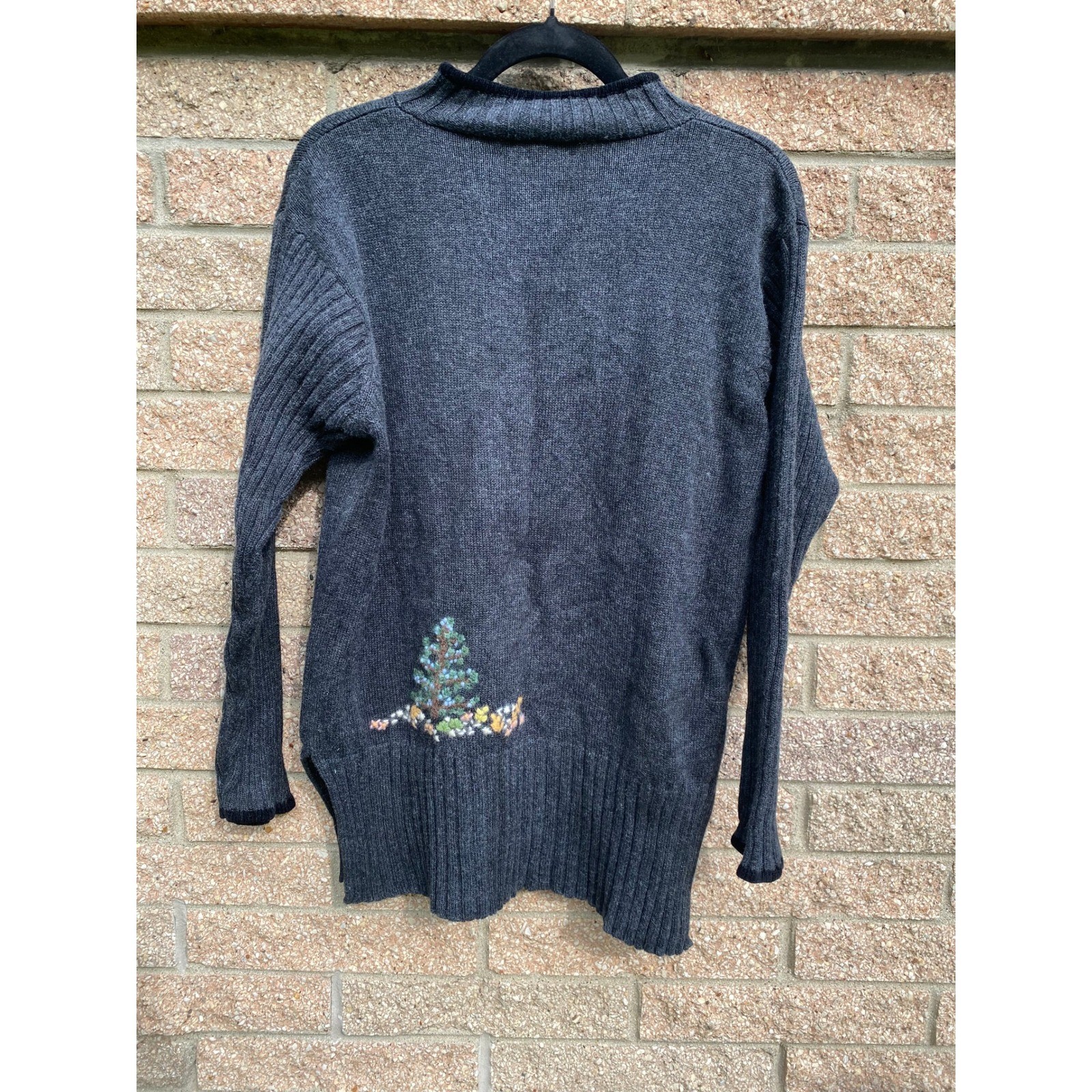 Vintage Embroidered Forest Gray Sweater Large Heritage Cottage Scandigirl Granny