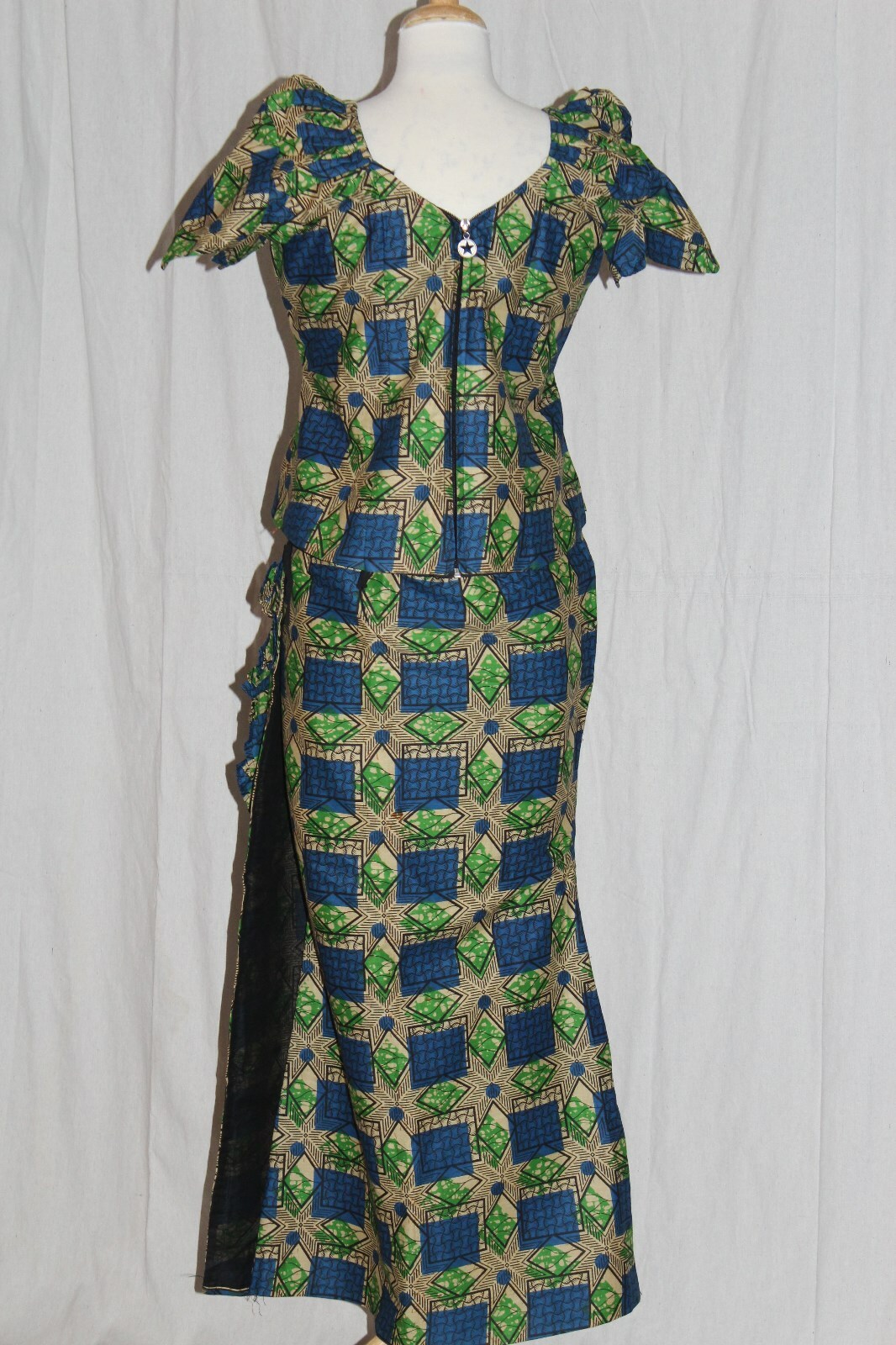 Vintage Batik Print Dress Set Top Wrap Skirt Ceremonial Ethnic Tribal Medium/Lrg