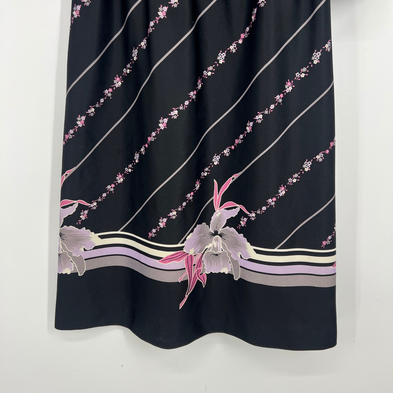 Vintage Avon Fashions Floral Striped Midi Dress Black Pink Purple 7/8 FFA-17782