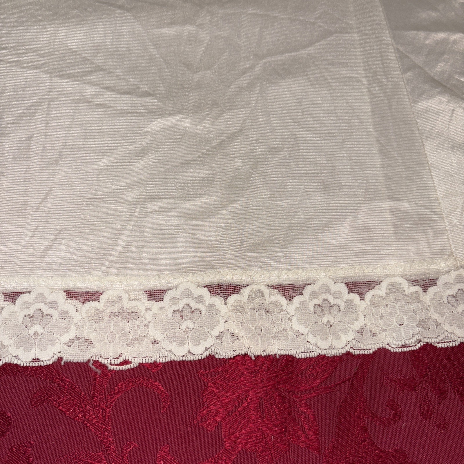 PERFECTFORM VTG SEXY Cream LACY SLIPPERY NYLON FULL LENGTH Slip Sz 38