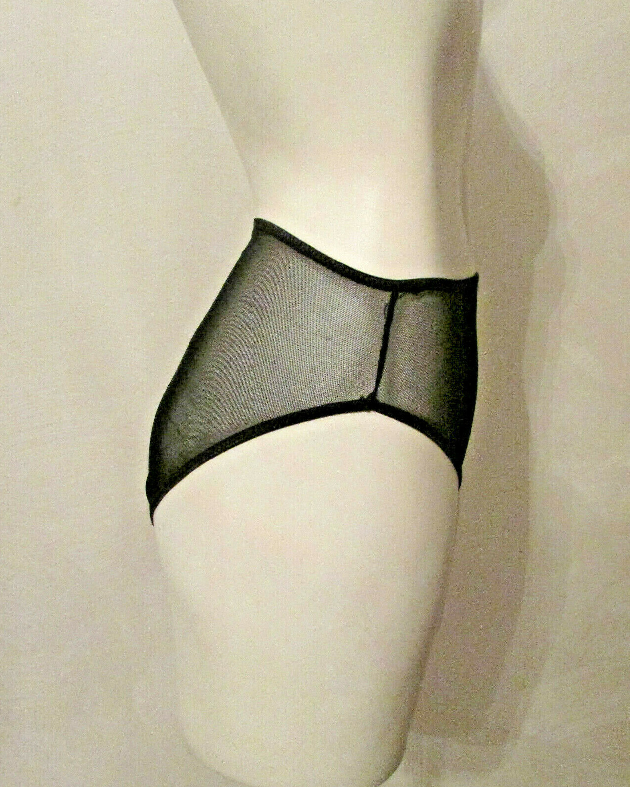 90s Vassarette 14-125 Sheer Nylon Black Mesh Hipster Bikini Panties 6/42 Panty
