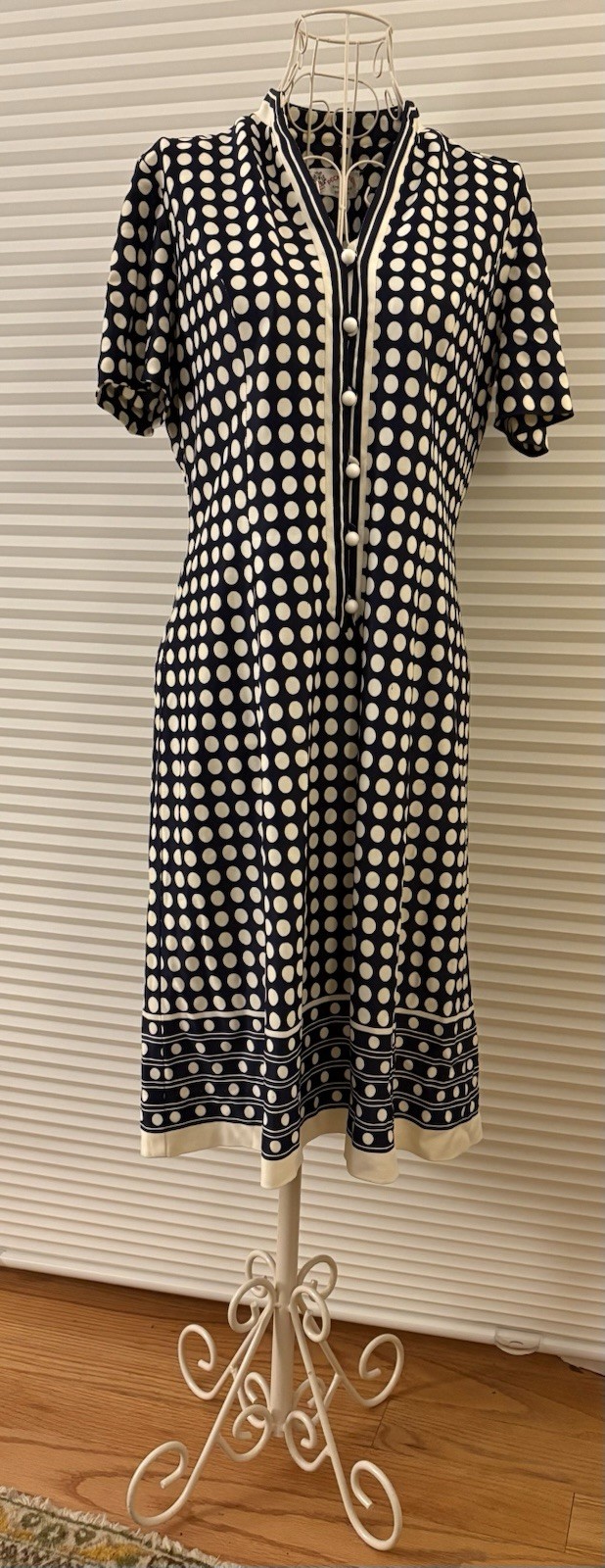 Vintage Late 60’s Early 70’s PolkaDot Mod Dress Peck 5th Av. Size S/m