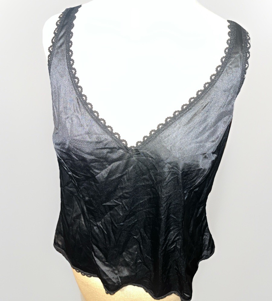 WARNERS PERFECT MEASURE 55200 Black antron III nylon camisole slip top 40 / XL