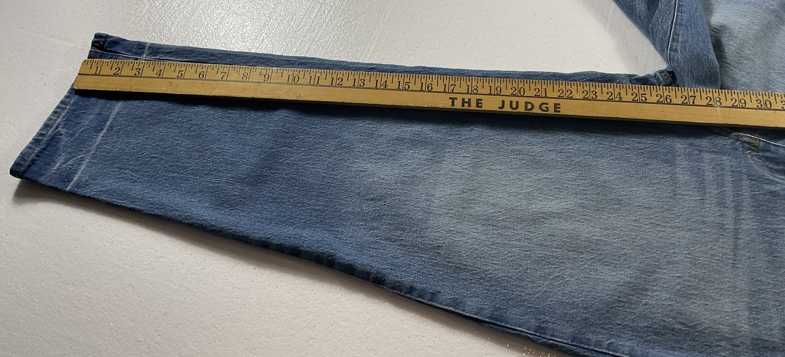Universal Thread Vintage Straight Jeans Size 12 31R Medium Wash NWT