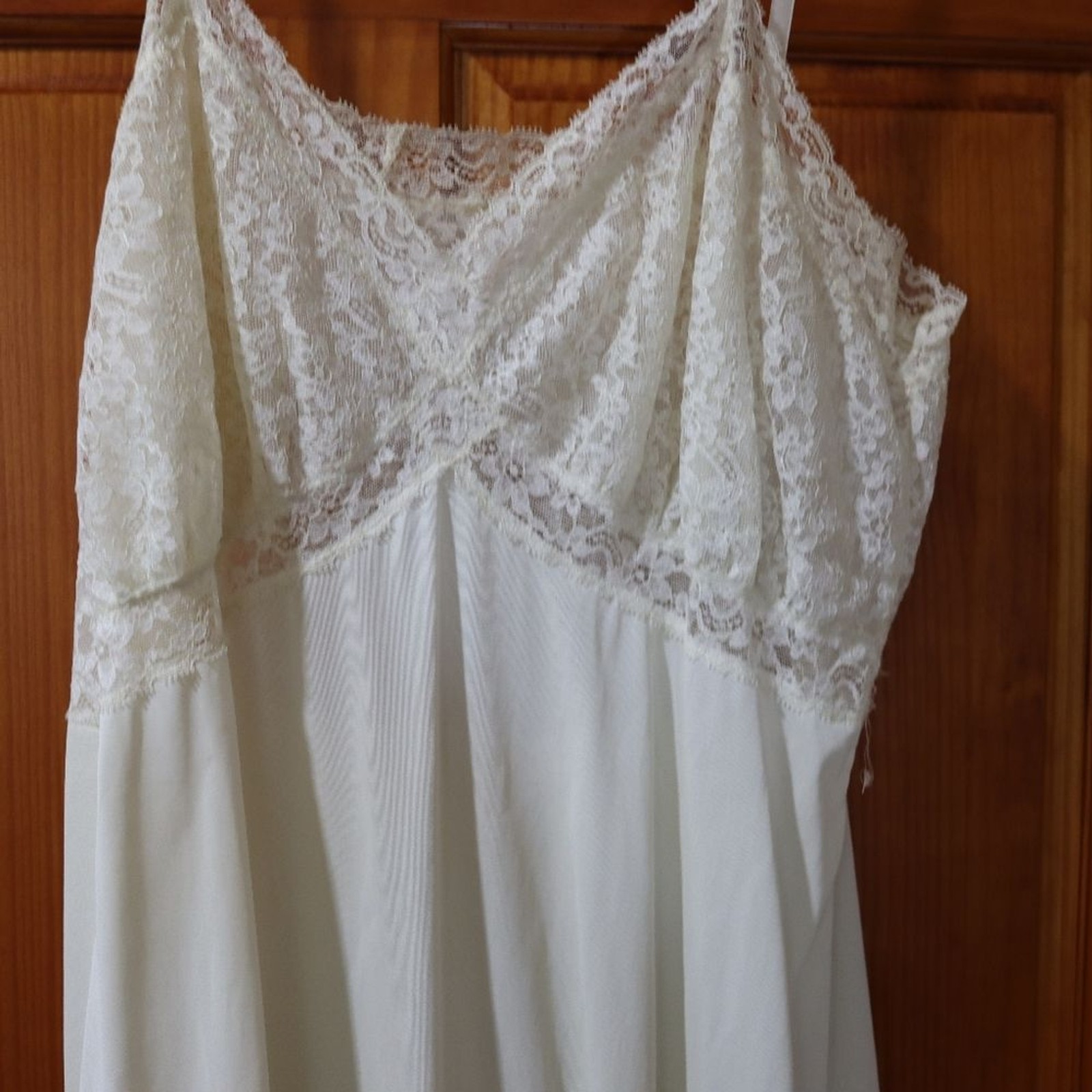Van Raalte Vintage 1955 Off White Lace Pleated Slip Dress Large Nylon