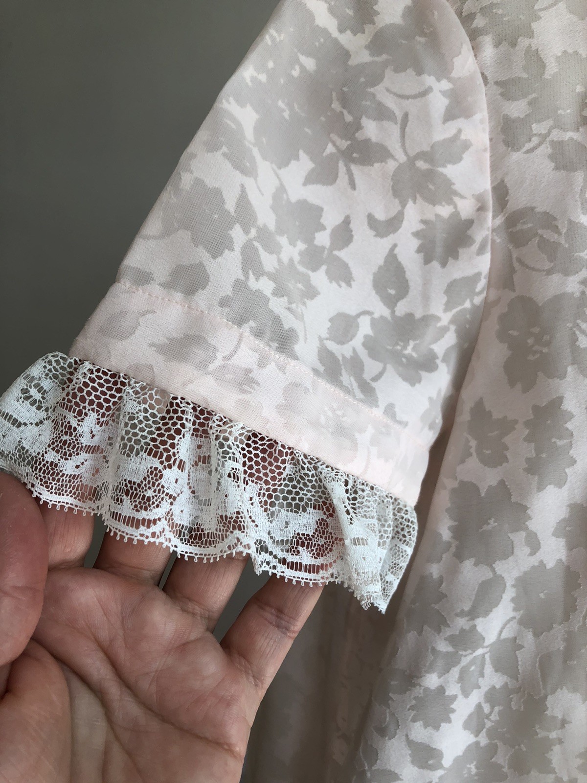 STUNNING VTG NWT EYEFUL By The “Flaums” Pink & White Lace Housedress Nightgown S