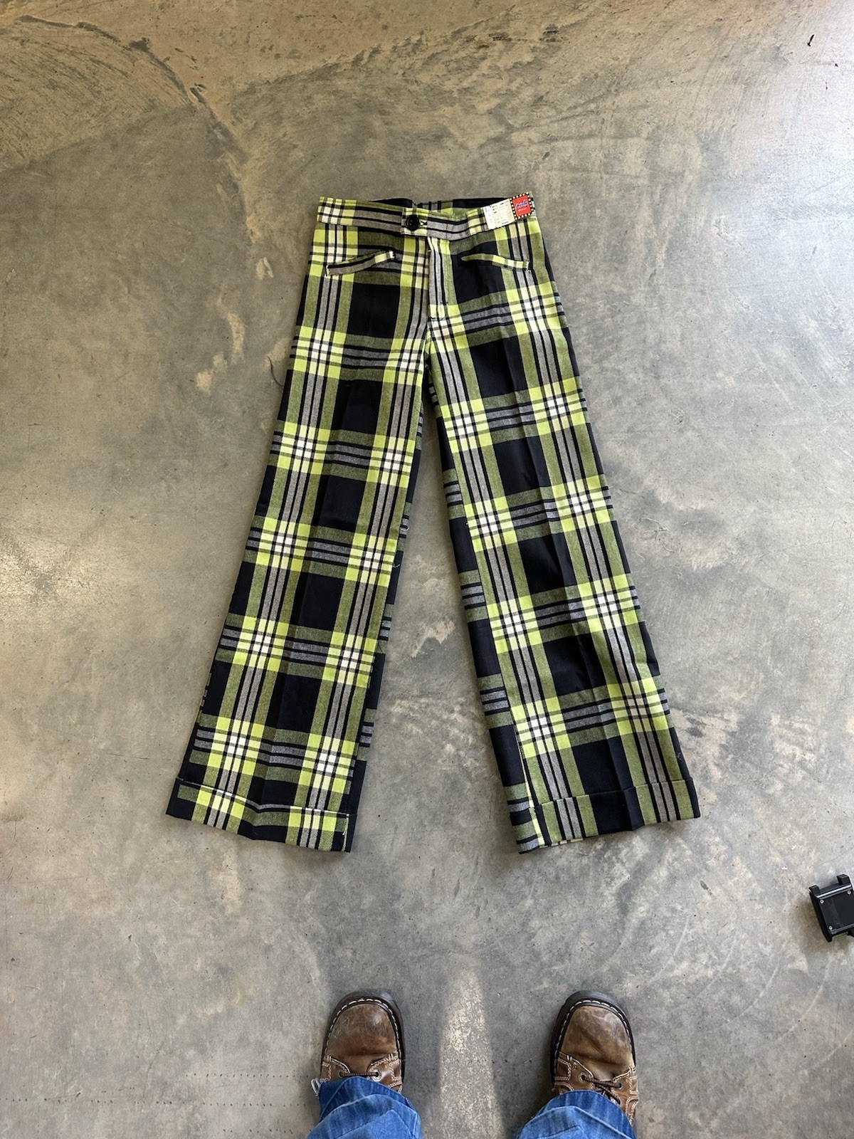 Vintage 70s Male Brand Plaid Wide Leg Bell Bottom Hippie Pants 28 x 30 Women’s