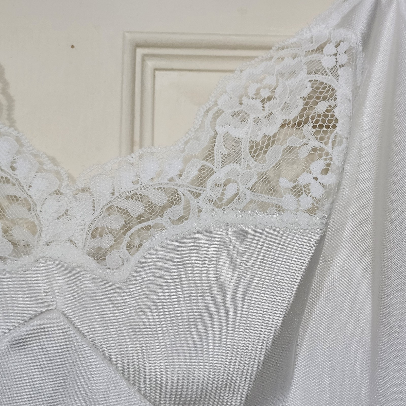 VINTAGE ADONNA Women Full Slip USA Made Nylon Lace Shiny White 42 XL Style 3198