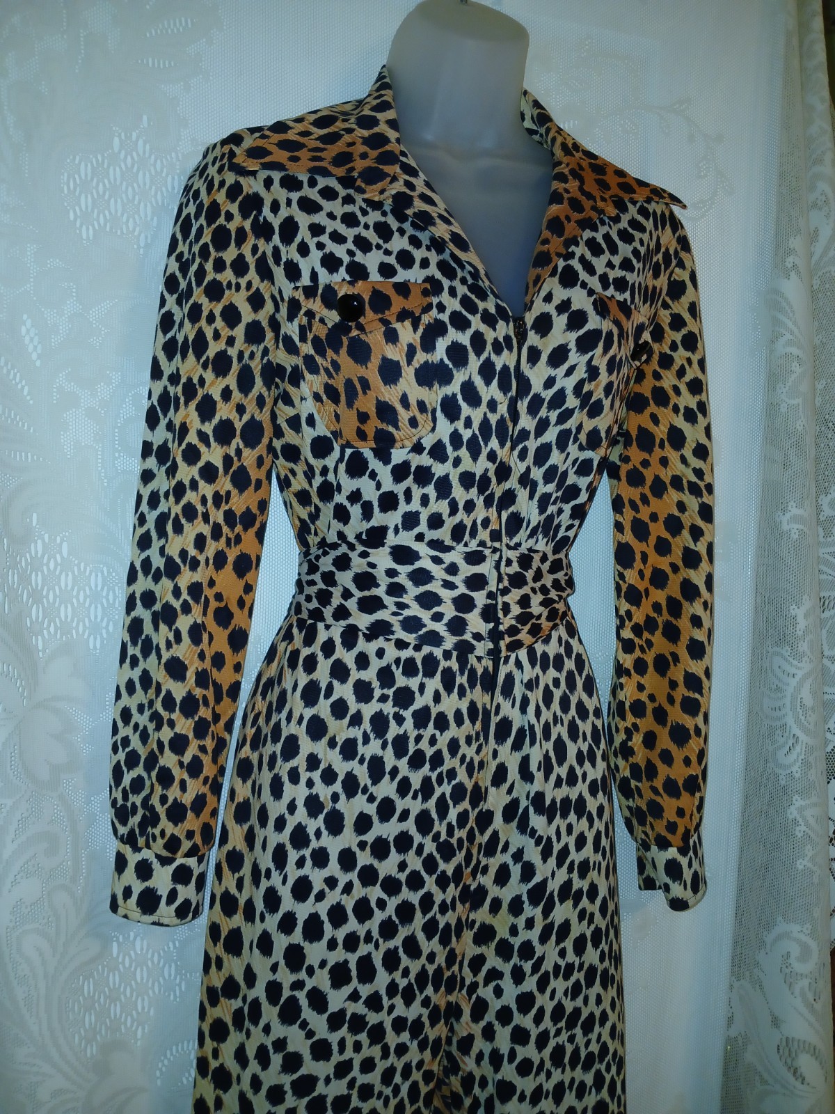 Vintage 70s Disco Leopard Nylon Zip Front Jumpsuit Pantsuit Dagger Collar M EUC
