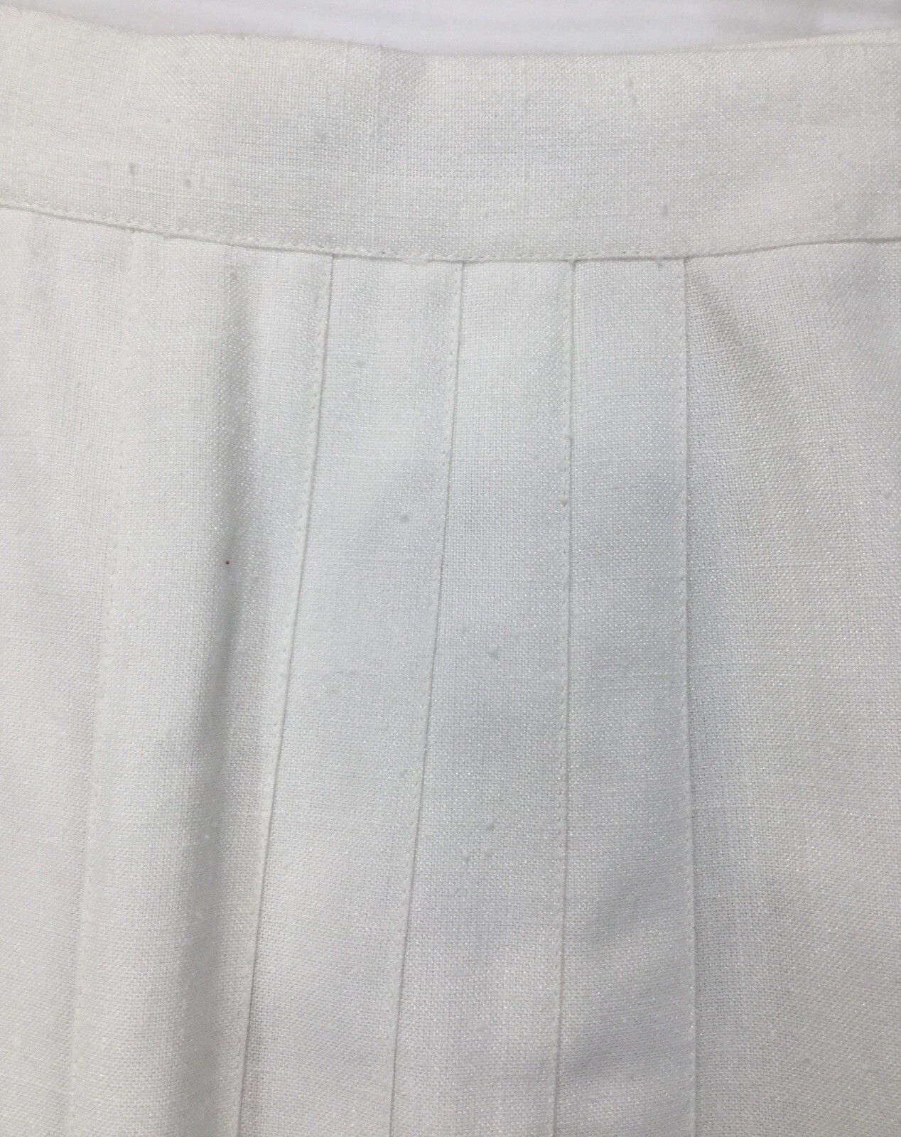VINTAGE Pleated White Ivory Women’s Knee Length Skirt Sz 27 Counterparts (217)