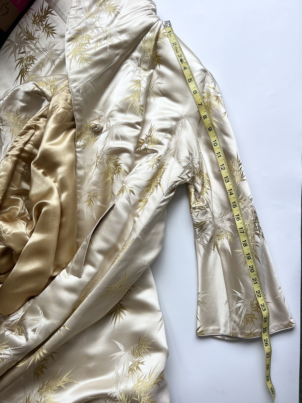 1950s Custom Sewn SATIN Ivory Swing Coat Embroidered Lining HONG KONG SZ M-L